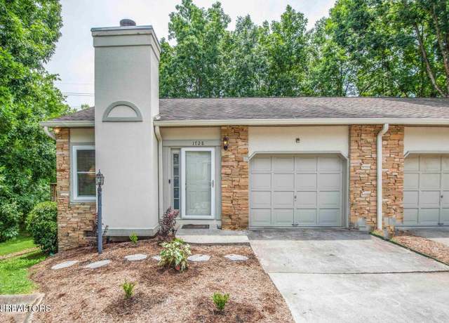 Property at 1728 Stone Hedge Dr, Knoxville, TN 37909, 3 beds, 2 baths