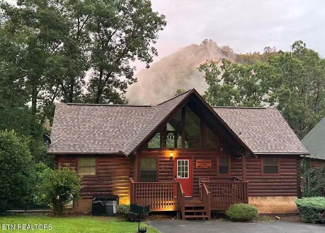 Property at 1507 Boo Boo's Way, Sevierville, TN 37862, 4 beds, 3.5 baths