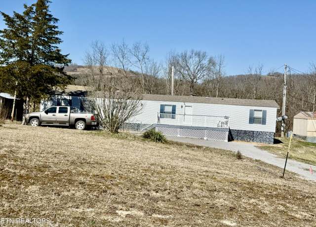 Property at 2078 Lone Mountain Rd, Tazewell, TN 37879, 3 beds, 2 baths