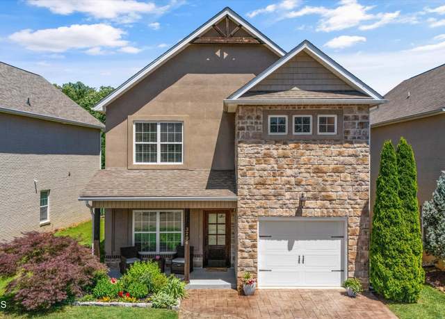 Property at 3204 Gazebo Point Way, Knoxville, TN 37920, 3 beds, 2.5 baths