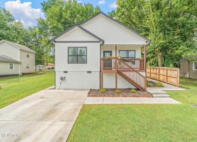 Property at 232 W Stephenson St, Alcoa, TN 37701, 4 beds, 2 baths