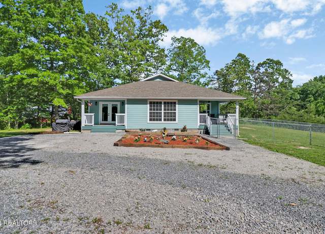 Property at 120 Junior Copeland Rd, Jamestown, TN 38556, 3 beds, 3 baths