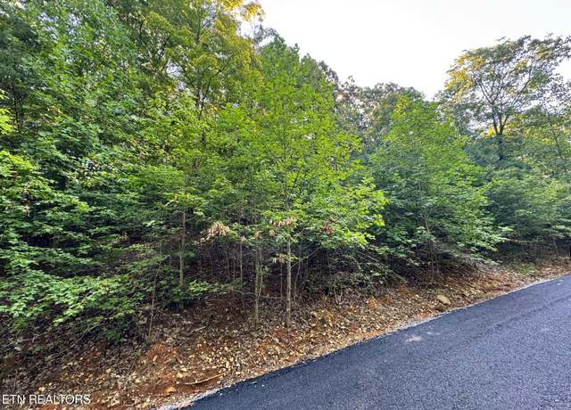 Property at 626 North Pointe Trl, Allons, TN 38541