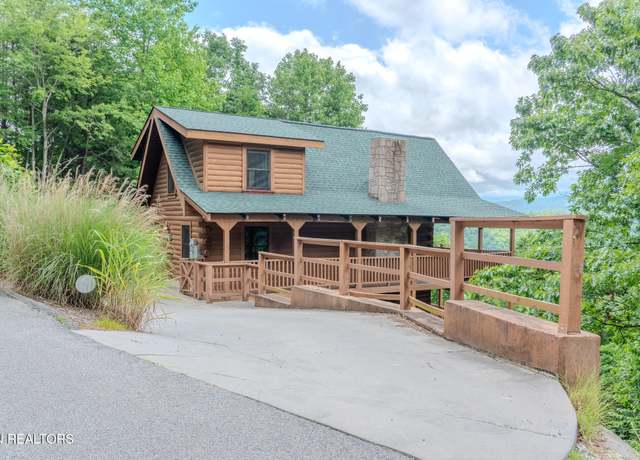 Property at 1910 E Mountain View Way, Sevierville, TN 37876, 3 beds, 3 baths