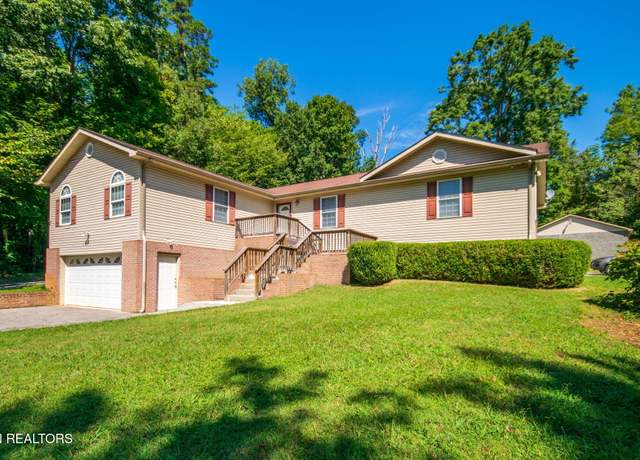 Property at 1715/1717 N Parkridge Dr, Knoxville, TN 37924, 3 beds, 3 baths