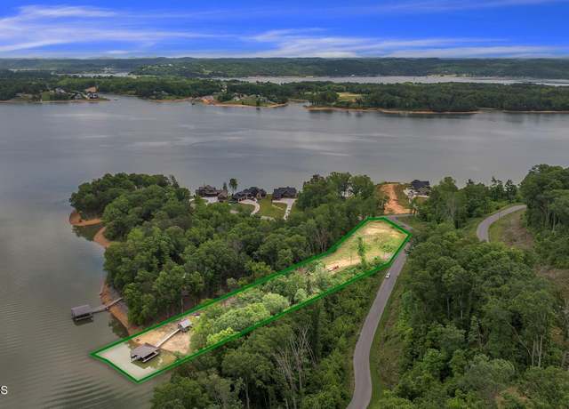 Property at 204 W Point Dr, Dandridge, TN 37725