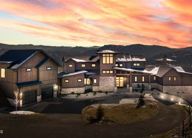 Property at 3118 Smoky Bluff Trl, Sevierville, TN 37862, 6 beds, 7 baths