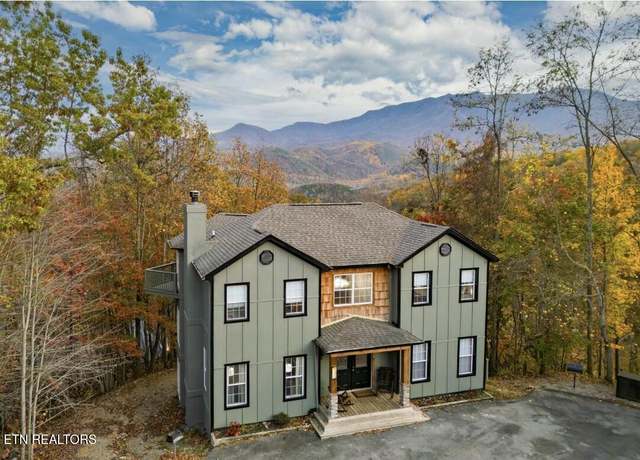 Property at 809 Crystal Branch Way, Gatlinburg, TN 37738, 9 beds, 5 baths