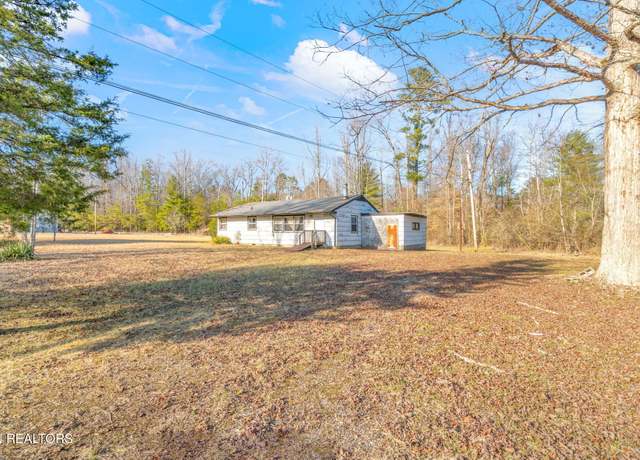 Property at 3664 3648 Morgan County Hwy, Wartburg, TN 37887, 6 beds, 2 baths