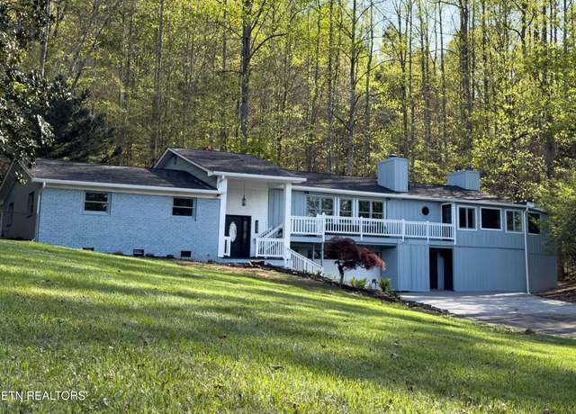 Property at 355 E Chestnut Hill Rd, Townsend, TN 37882, 4 beds, 2.5 baths