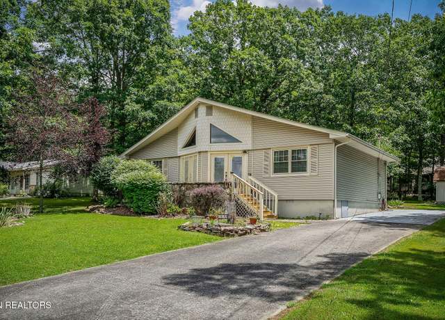 Property at 119 Eagle Ln, Crossville, TN 38558, 2 beds, 2 baths