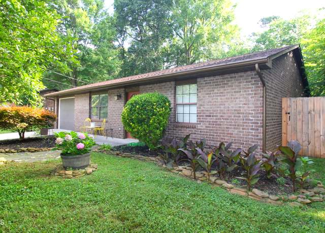 Property at 2523 Chukar Rd, Knoxville, TN 37923, 2 beds, 1 bath