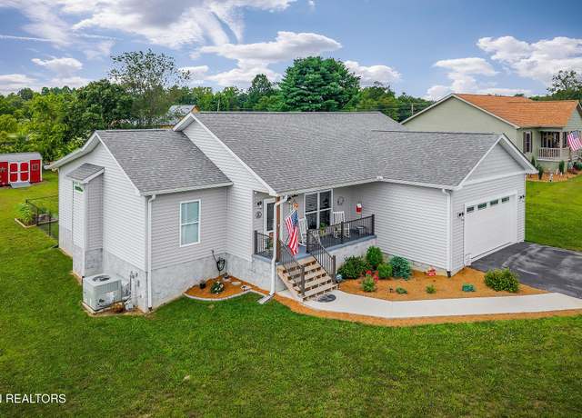 Property at 64 Perry Creek Dr, Crossville, TN 38572, 3 beds, 2 baths
