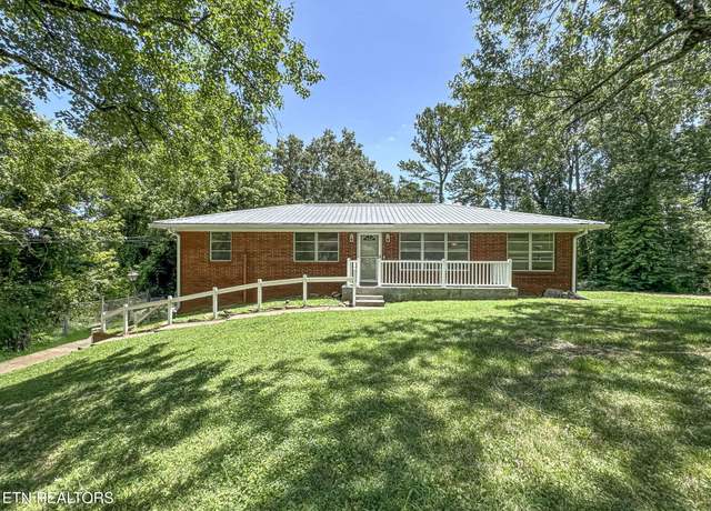 Property at 5312 Mohawk Dr, Knoxville, TN 37914, 3 beds, 2 baths