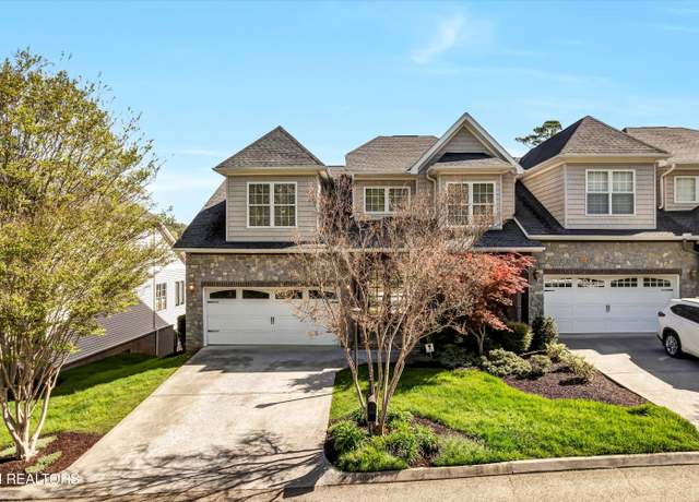 Property at 10033 Autumn Valley Ln, Knoxville, TN 37922, 4 beds, 3.5 baths