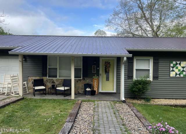 Property at 468 Poplar Ave, Jellico, TN 37762, 2 beds, 1 bath