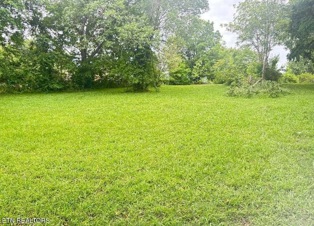Property at 630 Upper Broad St, Newport, TN 37821