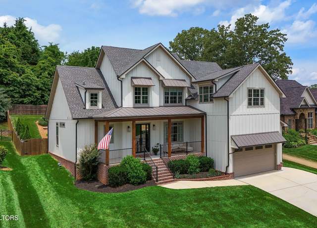 Property at 11915 Lakehurst Ln, Knoxville, TN 37934, 4 beds, 3.5 baths