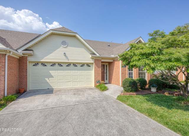 Property at 674 Applegate Ln #32, Knoxville, TN 37934, 2 beds, 2 baths