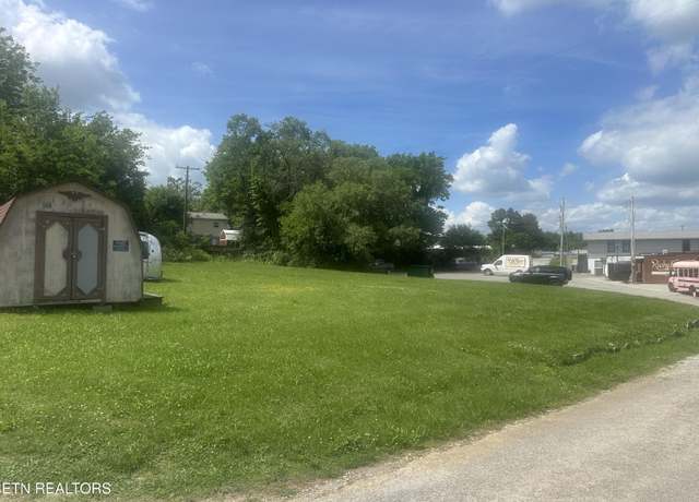Property at 2625 Waycross Ave, Maryville, TN 37804