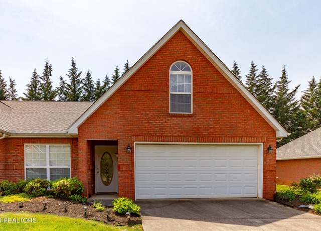 Property at 2921 Dominion Dr, Maryville, TN 37803, 3 beds, 3 baths