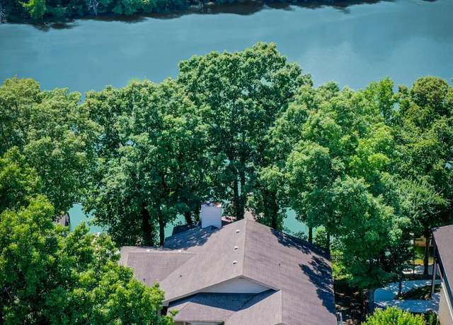 Property at 180 Oonoga Way, Loudon, TN 37774, 4 beds, 3 baths