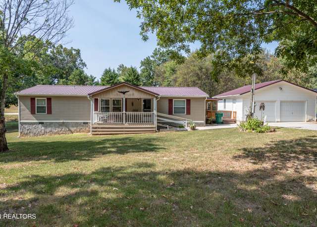 Property at 2524 Effler Rd, Maryville, TN 37803, 3 beds, 2 baths