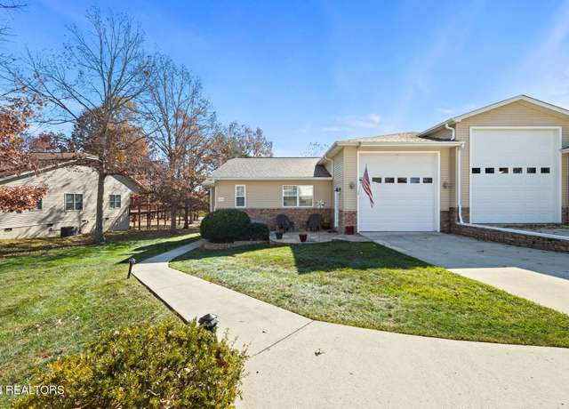 Property at 275 Hawthorn Loop, Crossville, TN 38555, 2 beds, 3 baths