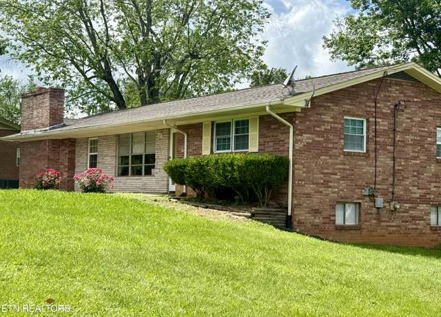 Property at 3633 Cunningham Rd, Knoxville, TN 37918, 2 beds, 1.5 baths
