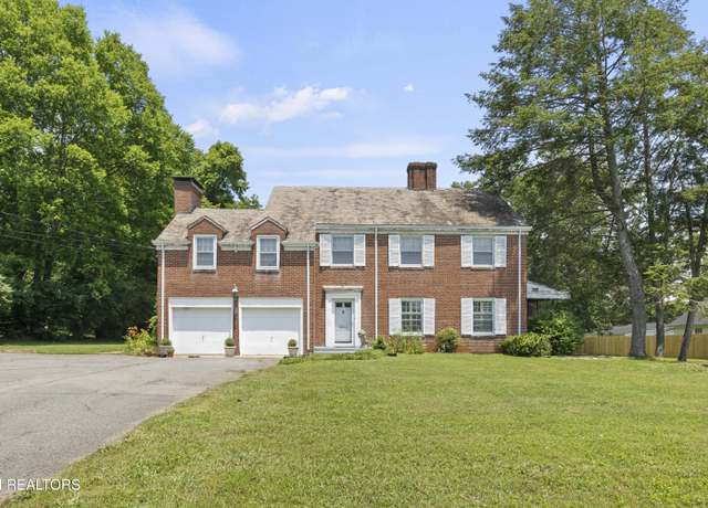 Property at 5012 Beverly Rd, Knoxville, TN 37918, 3 beds, 2.5 baths