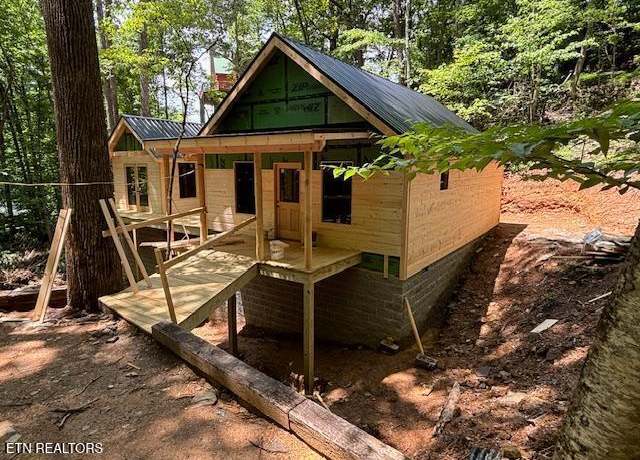 Property at 1710 Orchard Dr Dr, Sevierville, TN 37876, 2 beds, 2 baths