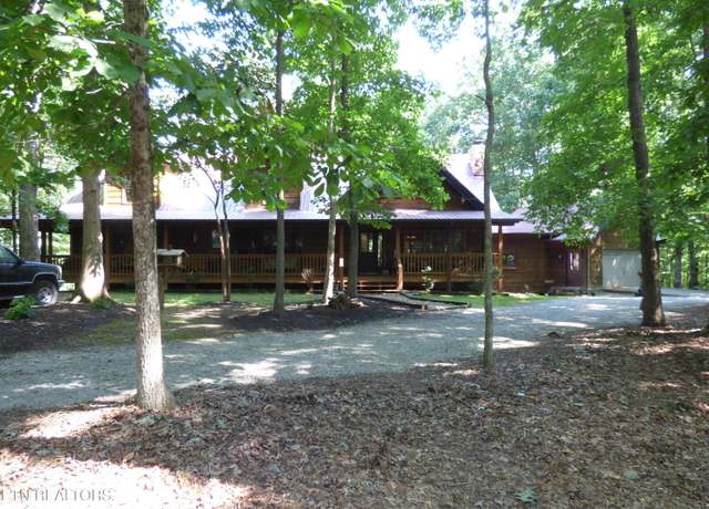 Property at 458 Pomona Rd, Crossville, TN 38571, 4 beds, 5.5 baths
