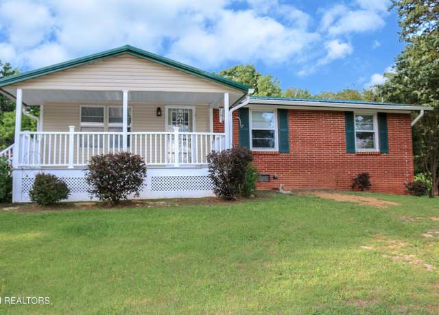 Property at 7210 Sevierville Pike, Knoxville, TN 37920, 3 beds, 1 bath