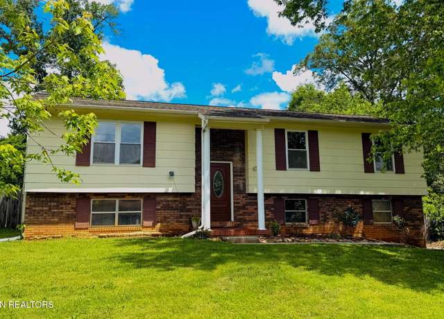 Property at 11043 Concord Woods Dr, Knoxville, TN 37934, 4 beds, 2.5 baths