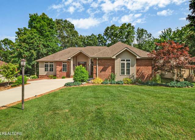 Property at 124 Lynhurst Dr, Crossville, TN 38558, 5 beds, 3 baths