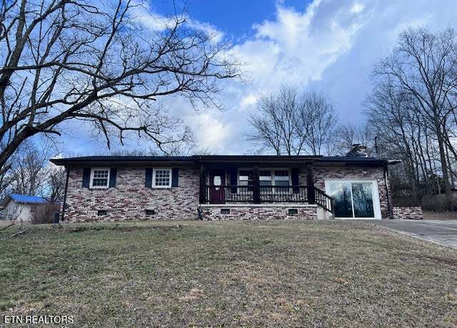 Property at 241 Cumberland View Dr, Rocky Top, TN 37769, 3 beds, 1.5 baths