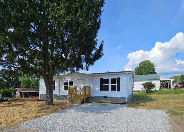 Property at 102 Galyon Dr, Lenoir City, TN 37771, 2 beds, 2 baths