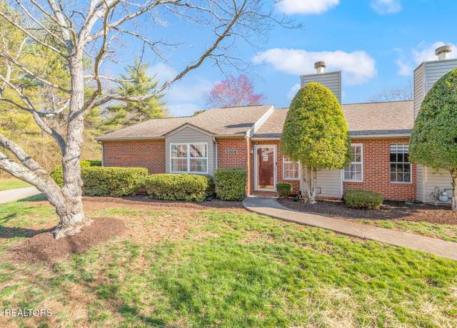 Property at 5009 Griffins Gate Ln, Knoxville, TN 37912, 3 beds, 2 baths