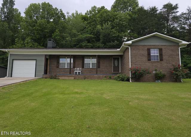 Property at 264 Oak St, Helenwood, TN 37755, 3 beds, 2 baths