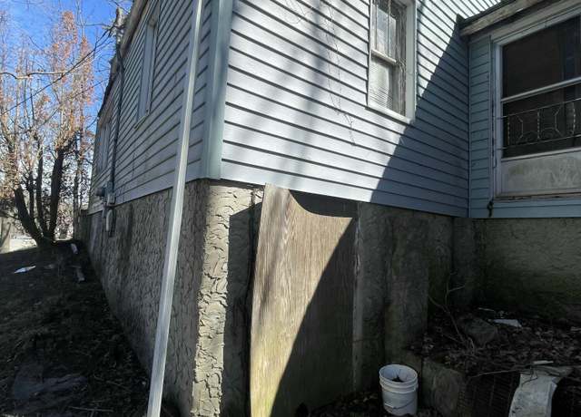 Property at 224 Shankle Mill Rd, Bristol, TN 37620, 3 beds, 1 bath