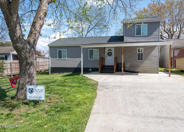 Property at 2424 King St, Maryville, TN 37804, 3 beds, 2 baths