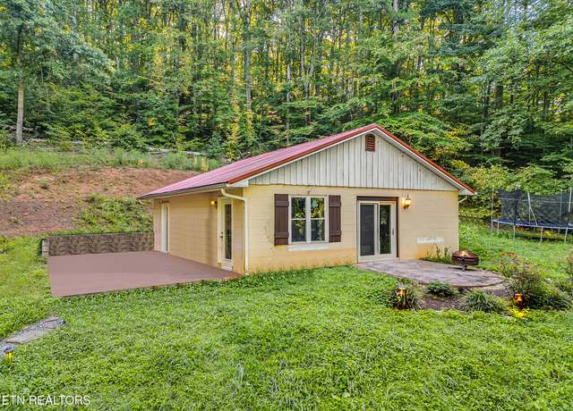 Property at 1621 Six Mile Cemetery Rd, Maryville, TN 37803, 2 beds, 1 bath