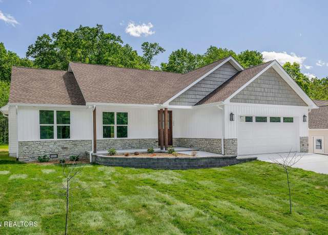 Property at 386 St George Dr, Fairfield Glade, TN 38558, 3 beds, 2 baths