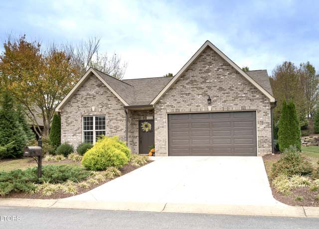 Property at 2238 Boulder Crest Ln, Sevierville, TN 37876, 3 beds, 2 baths