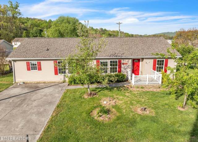 Property at 902 Oak Village Ct, Dandridge, TN 37725, 4 beds, 2 baths