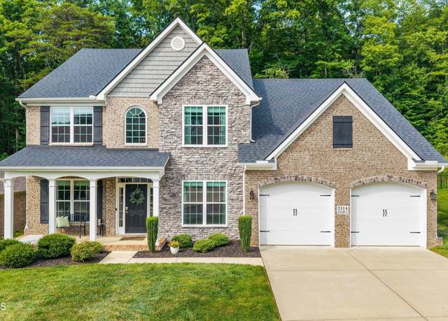 Property at 2114 Kangaroo Ln, Knoxville, TN 37932, 4 beds, 3.5 baths