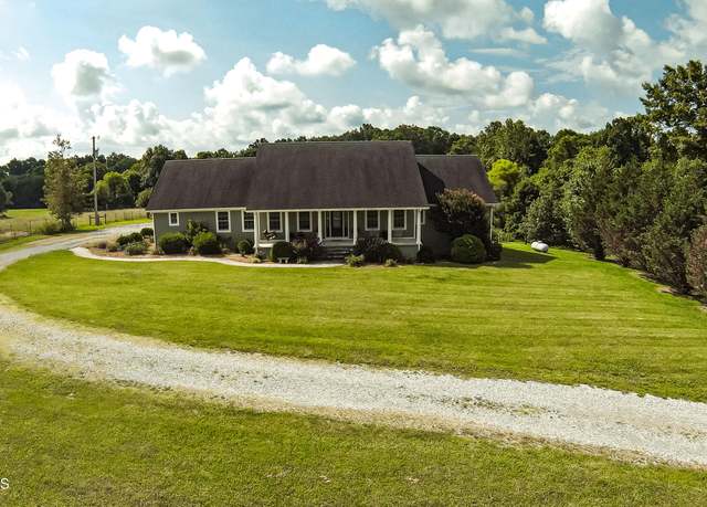 Property at 4128 Potato Farm Rd, Crossville, TN 38571, 3 beds, 3.5 baths