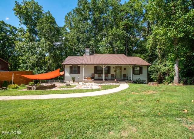 Property at 703 Ala Dr #3, Knoxville, TN 37920, 3 beds, 2.5 baths
