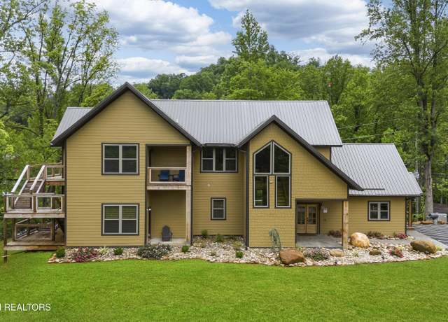 Property at 604 Cherokee Orchard Rd, Gatlinburg, TN 37738, 6 beds, 8.5 baths