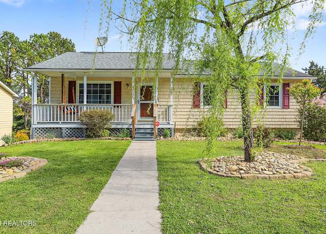 Property at 5733 Acapulco Ave, Knoxville, TN 37921, 3 beds, 2.5 baths